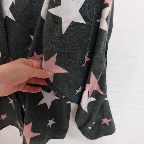 Torrid Taylor relaxed fit rayon twill button up shirt star design long sleeve 5X - Picture 6 of 15